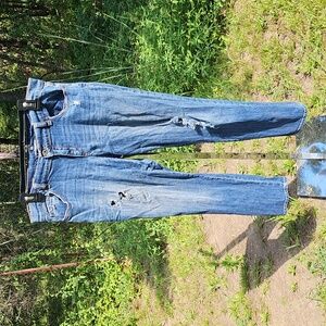 Liz Claiborne Women Size 12 City Fit Skinny Boyfriend Distressed Blue Jeans Used